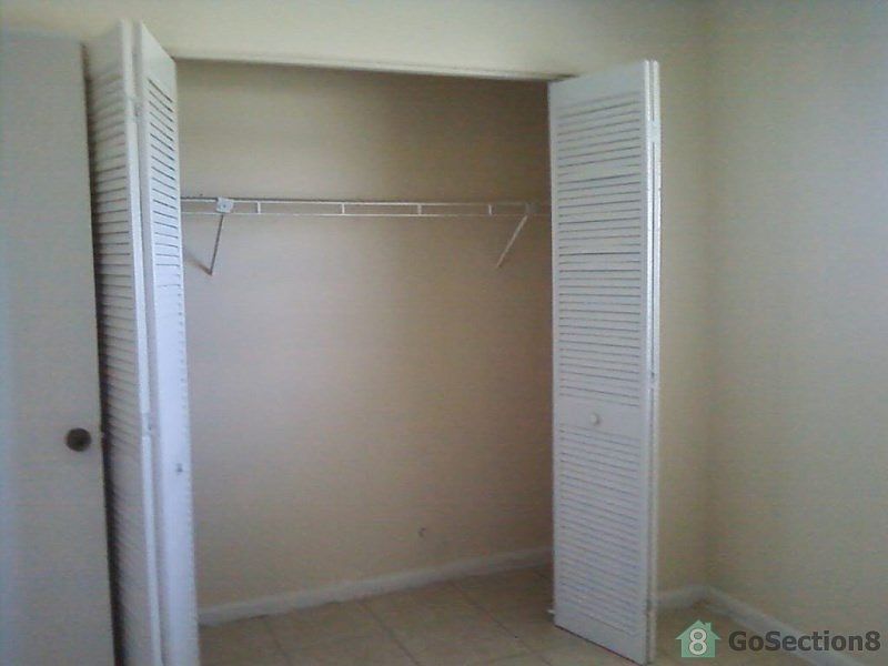 2nd image of 416 NW 16th Ave #2