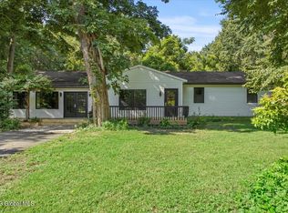 128 Kinder Dr, Kinderhook, NY 12106