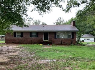 240 W Smith Ave, Darlington, SC 29532