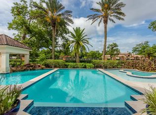 21 Grand Mnr, Sugar Land, TX 77479