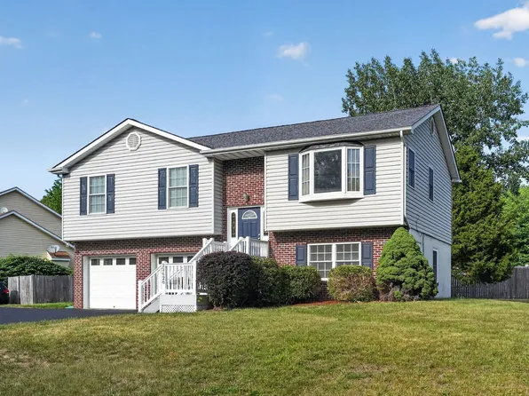 22628 Rue Woods Dr, Lexington Park, MD 20653