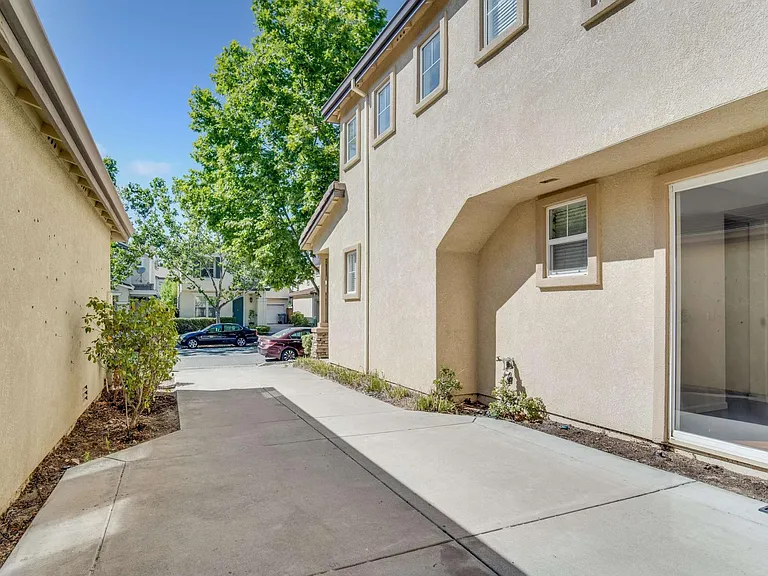 1694 Pala Ranch Cir — Photo 2