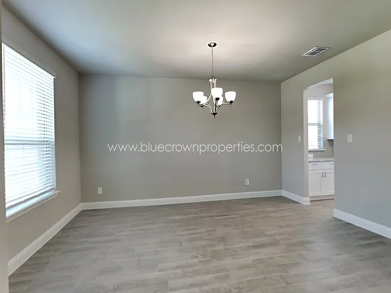 1024 Meadowlark Ave — Photo 7