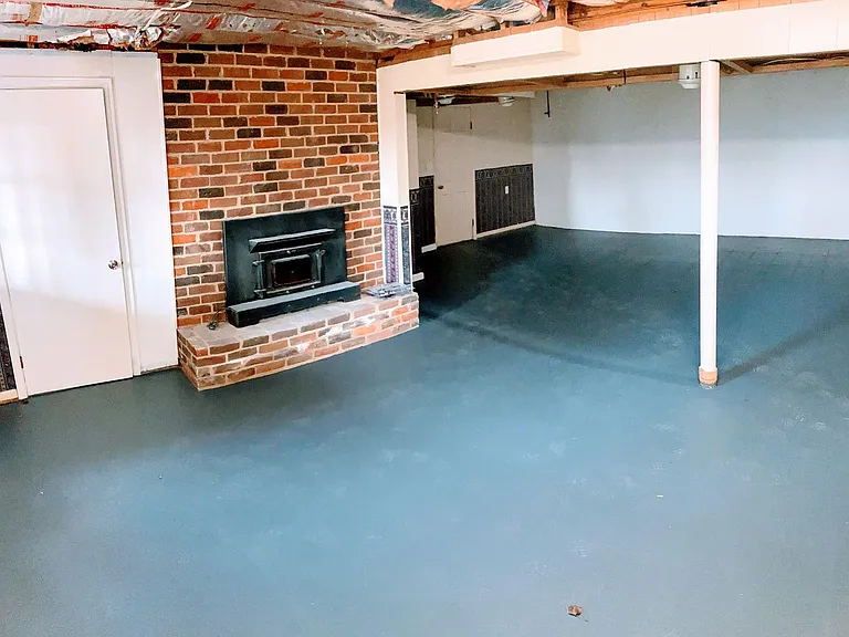 130 Yorkshire Cir — Photo 17