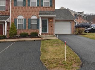 26 Charlemont Ct, Reading, PA 19607