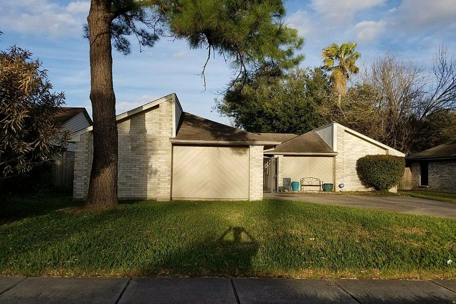 1st image of 11914 Guadalupe River Dr