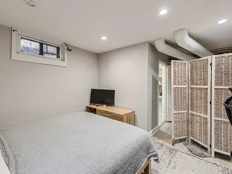 3445 Zuni St #B — Photo 8