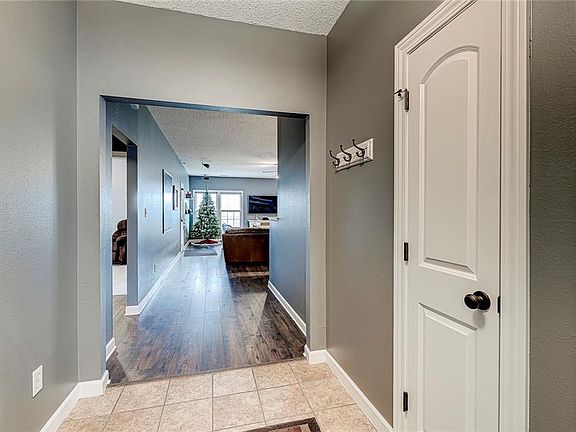3rd image of 6520 Southern Cross Dr