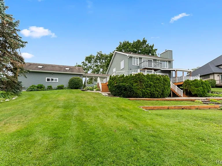 6628 Longworth Dr — Photo 34