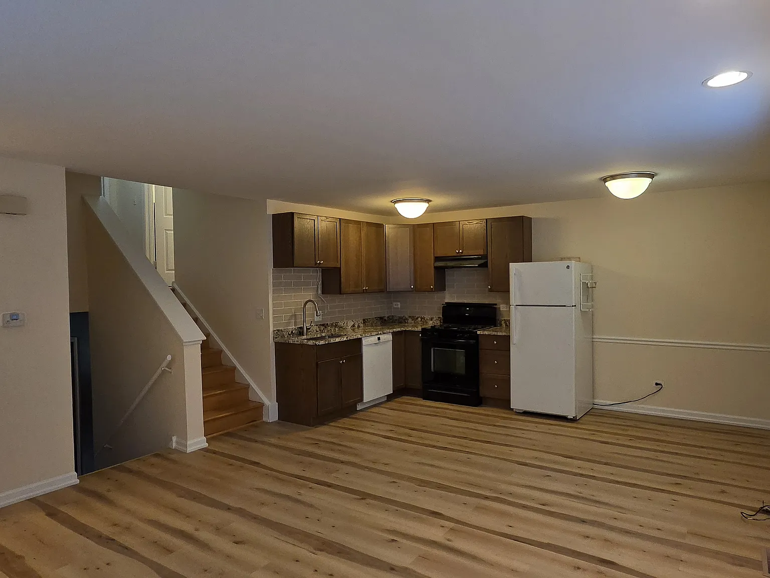 3 bed, 1188 sqft, $2,750 — Photo 4