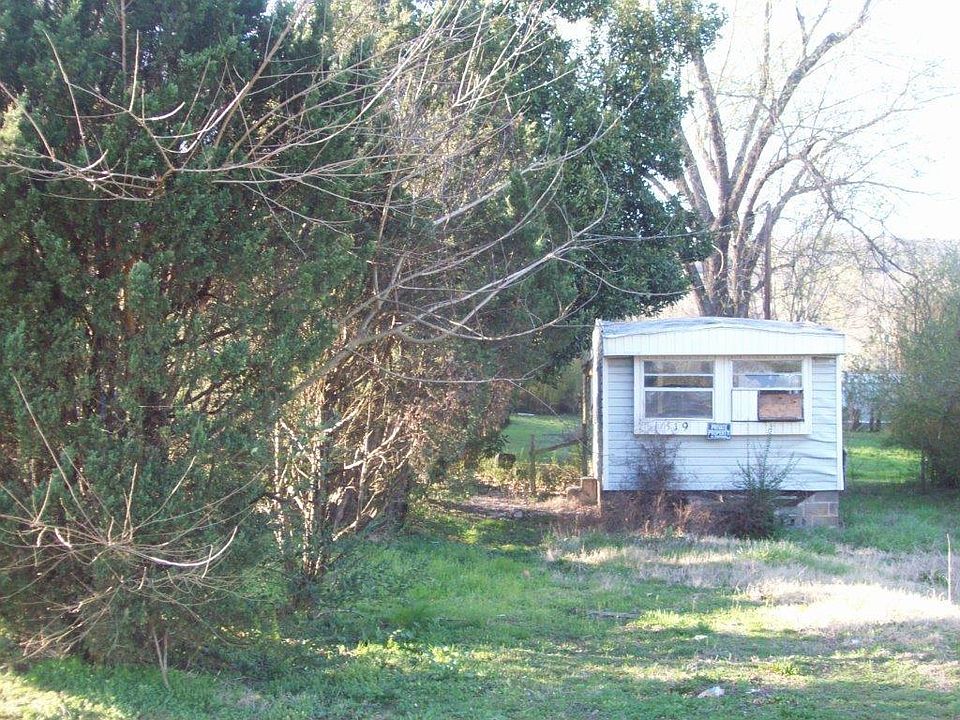 1st image of Chamberlain Dr