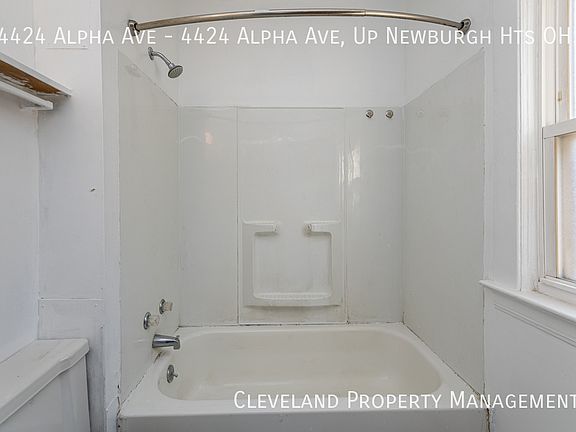 4th image of 4424 Alpha Ave #Up