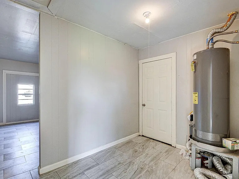 131 Lakewood Dr — Photo 20