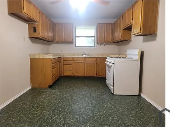 201 E Dullnig Ct, San Antonio, TX