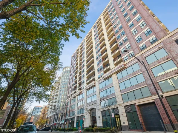 451 W Huron St Unit 804, Chicago, IL 60654
