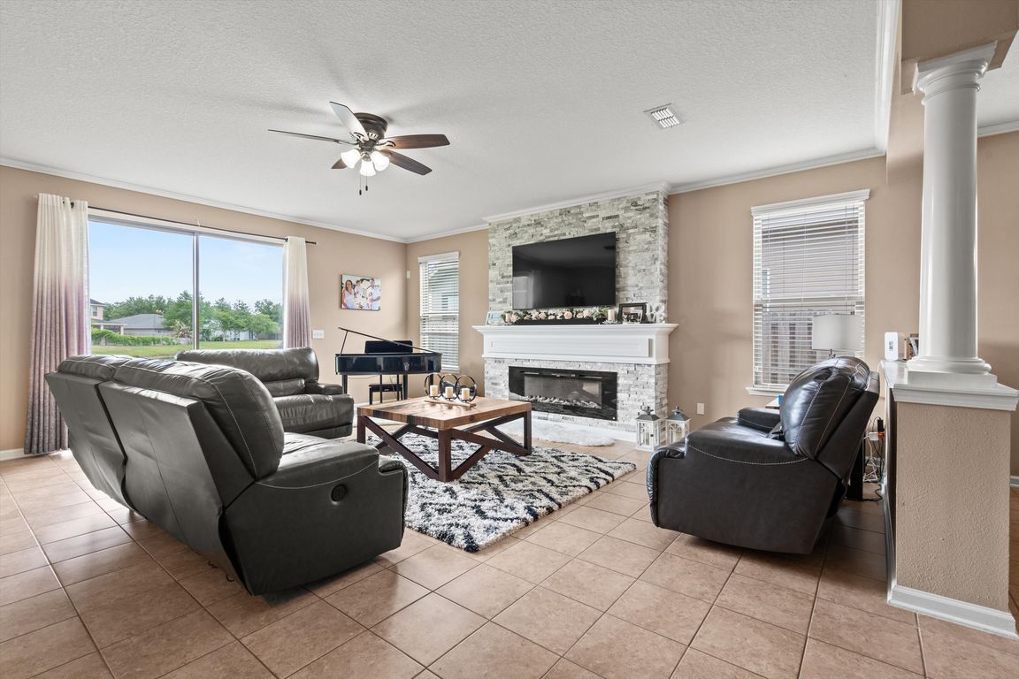 next background image