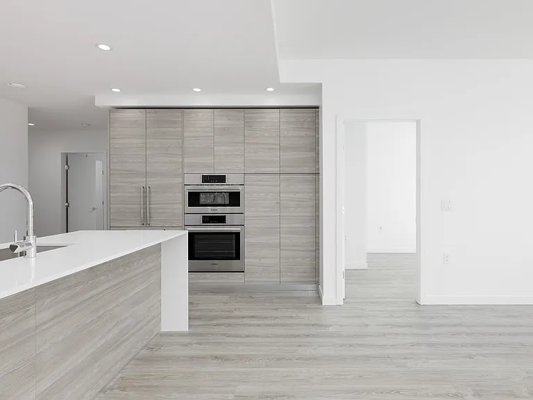 660 Quayside Dr #703 — Photo 4