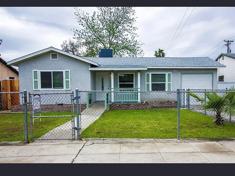 1741 S 5th St — Photo 1
