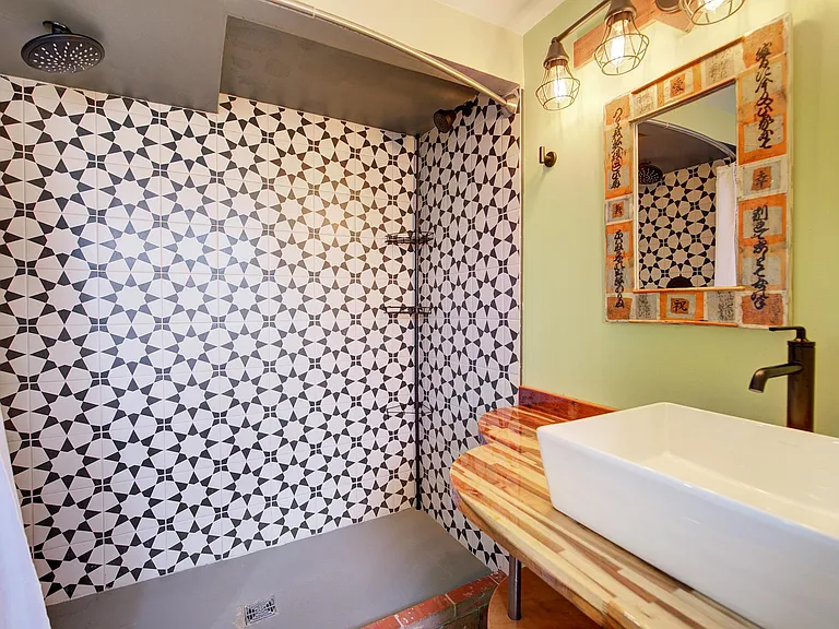 2125 Cedar St #2 — Photo 19