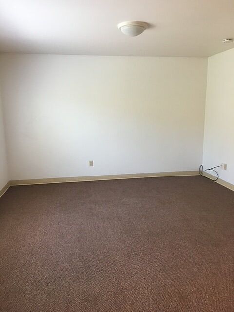 2nd image of 9518 N Hinton Ave