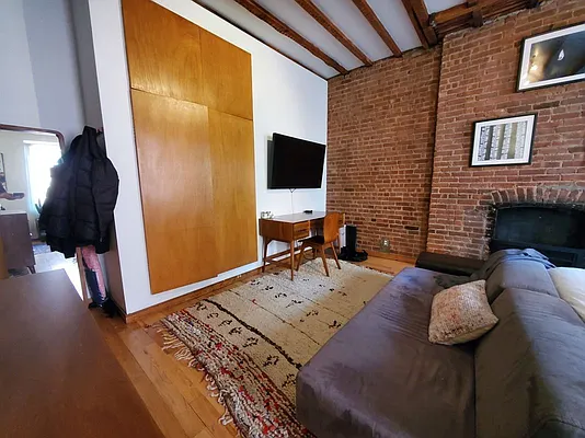 Rented by Oxford Property Group | media 9