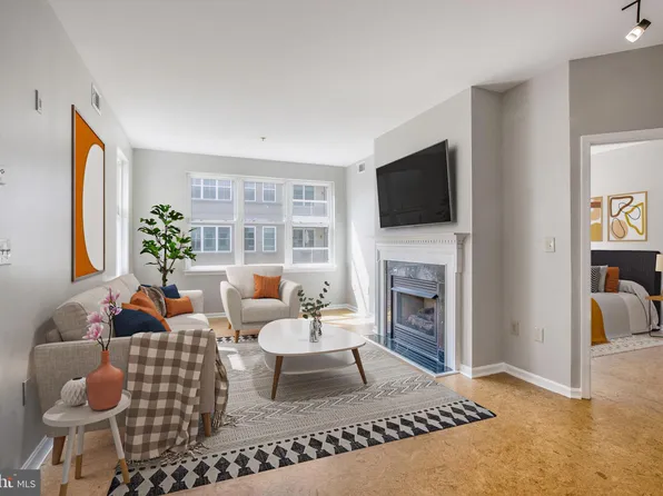 2004 11th St NW APT 329, Washington, DC 20001