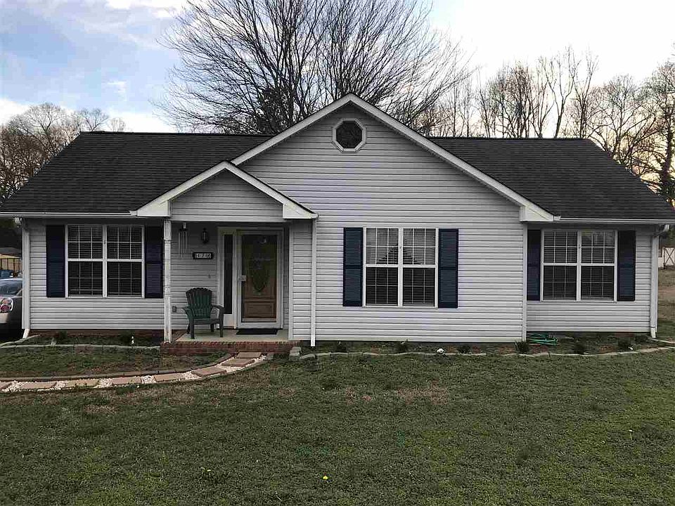 1st image of 120 Belle Flower Ct