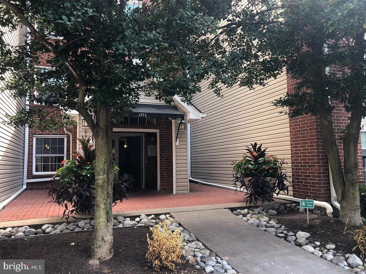 3311 Wyndham Cir — Photo 3