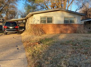 539 S Woodlawn Blvd, Derby, KS 67037