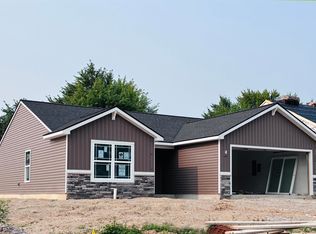 9957 Bronco Dr, Fort Wayne, IN 46804