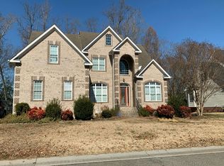 703 Waterfront Dr, Colonial Heights, VA 23834