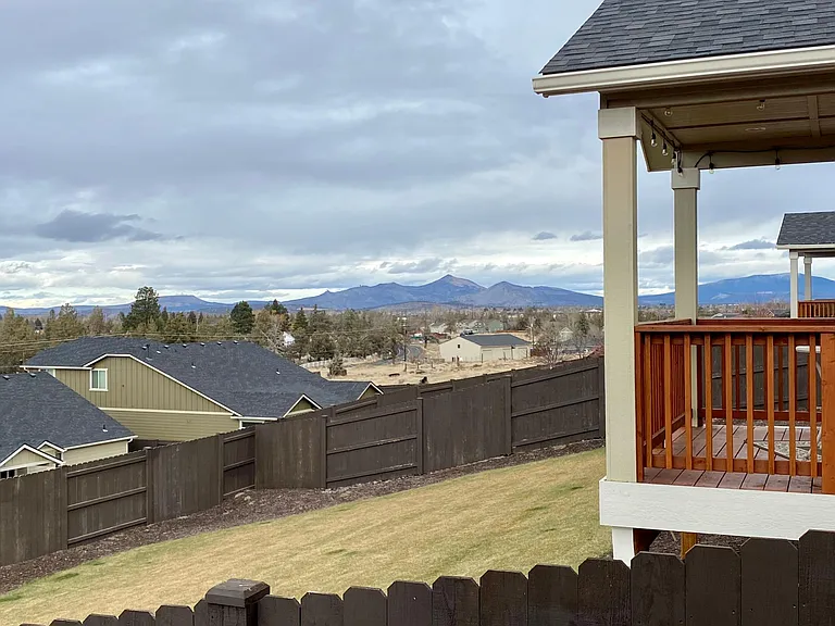 4467 SW Salmon Pl — Photo 13