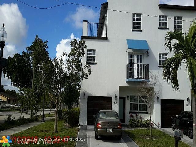 2nd image of 805 NW 1st Ave #805
