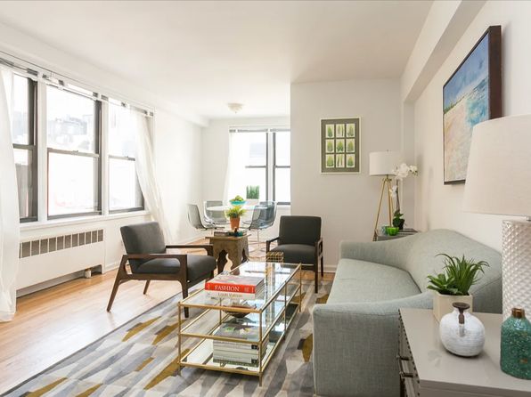 85 4th Ave APT 4D