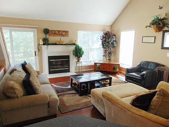 4th image of 1475 Sedgefield Dr