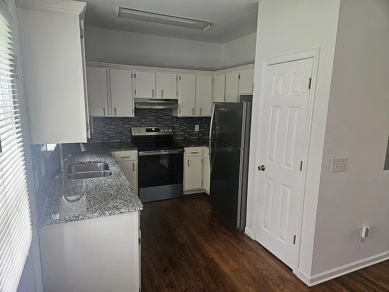 1651 Massachusetts Ave SW #22 — Photo 6