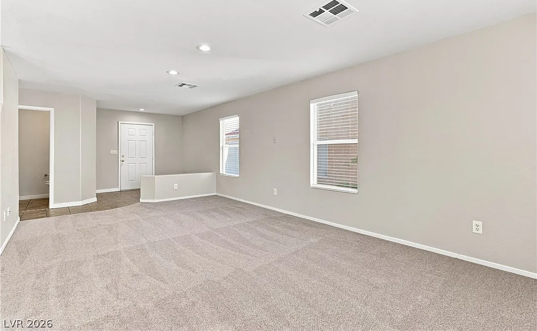 4 bed, 2.5 bath, 1784 sqft, $2,350 — Photo 4