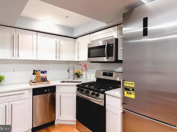 225 Bryant St NE #B, Washington, DC 20002