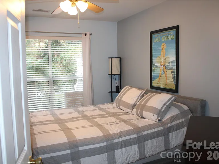 763 Southwest Dr — Photo 25