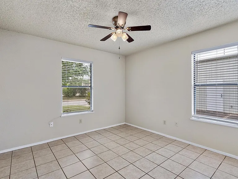 2805 Davis St #A — Photo 7