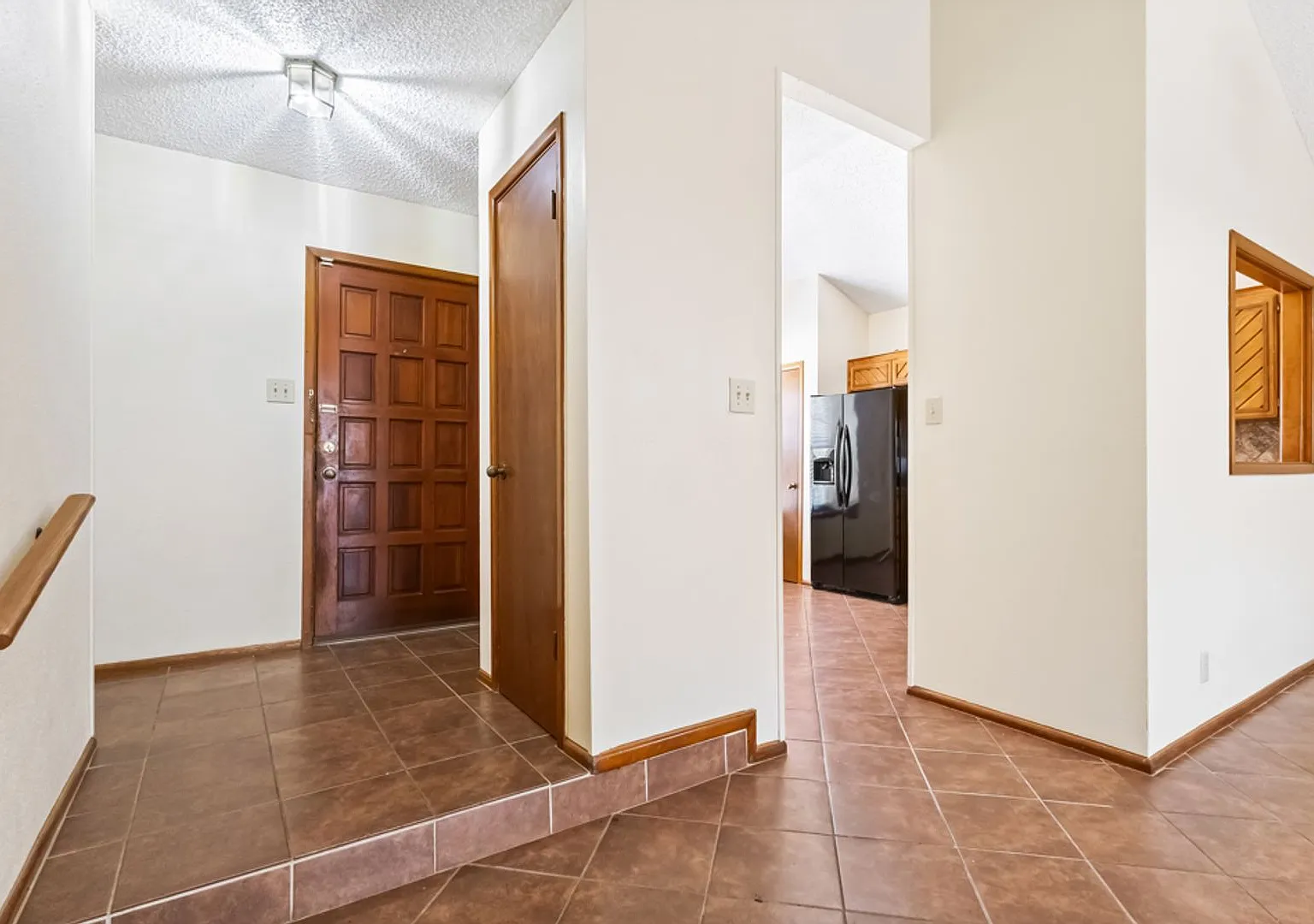 Charming 3-Bedroom Home with Stone Fireplace & Mature Trees — Photo 4