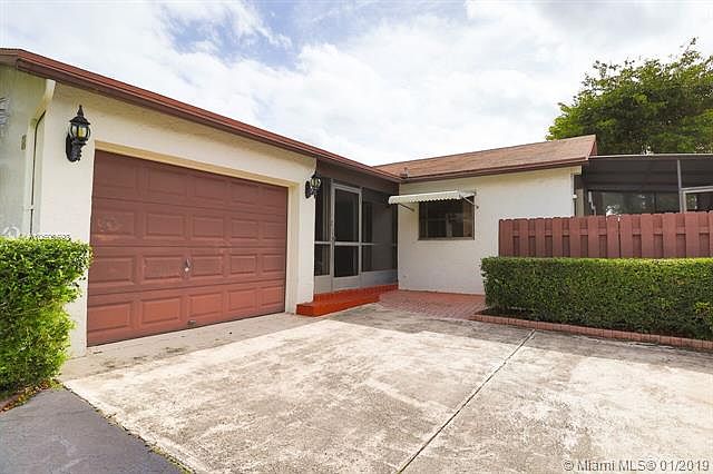 1st image of 5086 Mirror Lakes Blvd #5086