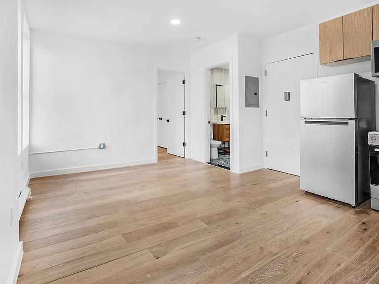 740 W End Ave #22X — Photo 4