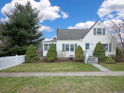 28 Bayard Avenue, North Haven, CT, 06473