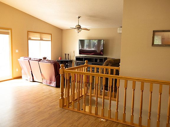 3rd image of 4015 Rugby Point Rd