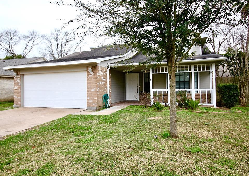 1st image of 15506 Boulder Oaks Dr