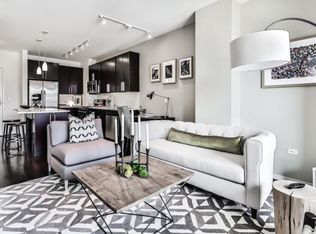 917 W Washington Blvd #417, Chicago, IL 60607