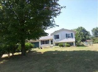 53615 Bridgewood Dr, Bristol, IN 46507