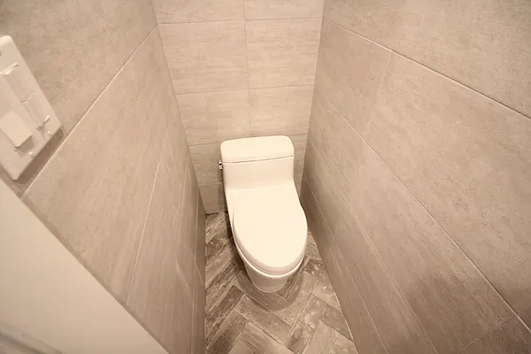 Rented by Nooklyn NYC LLC | media 69