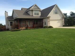 2955 Avery Rd, Saint Johns, MI 48879